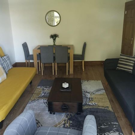 Attic Floor Apartment, City Centre インヴァネス エクステリア 写真