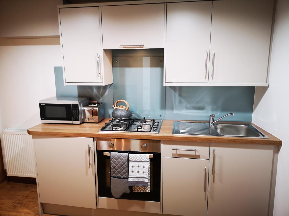 Attic Floor Apartment, City Centre インヴァネス エクステリア 写真